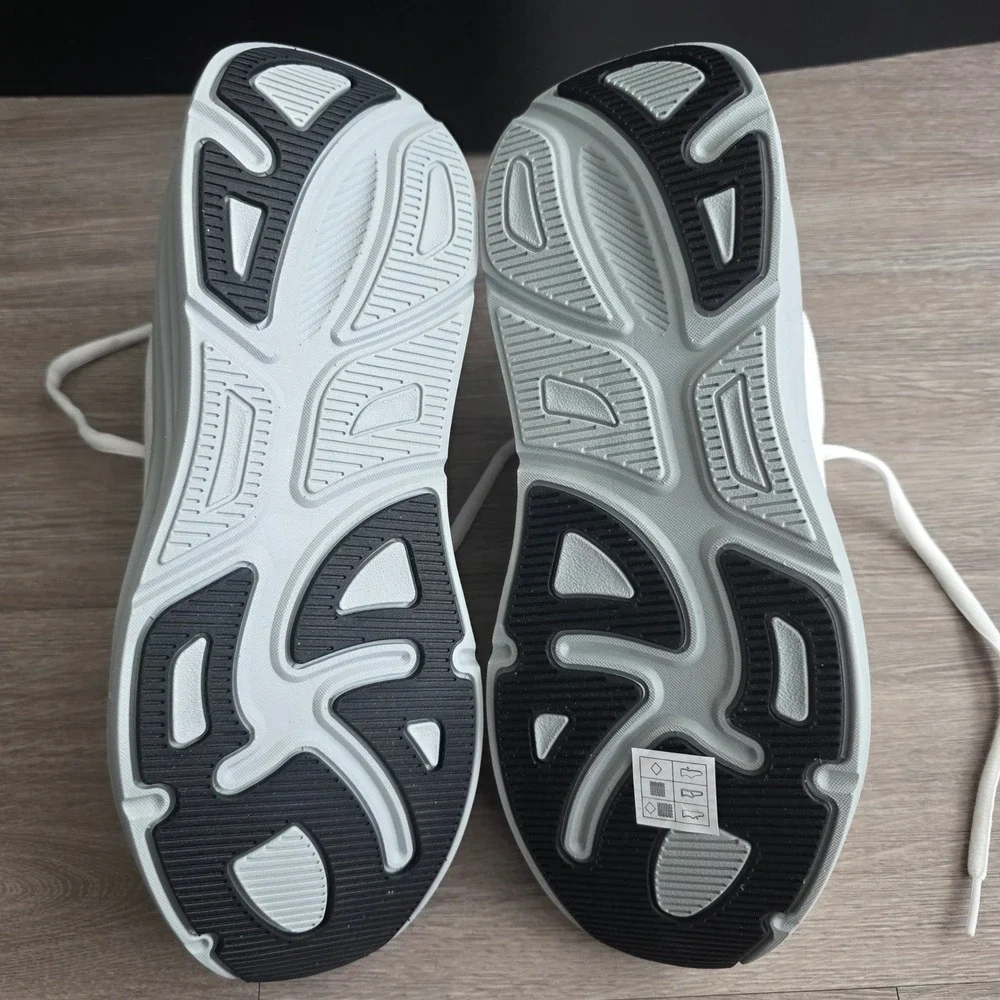 Skechers Hands Free Slip-ins BOBS Skillz Mens 9.5 White Gray 118431 WGY Vegan